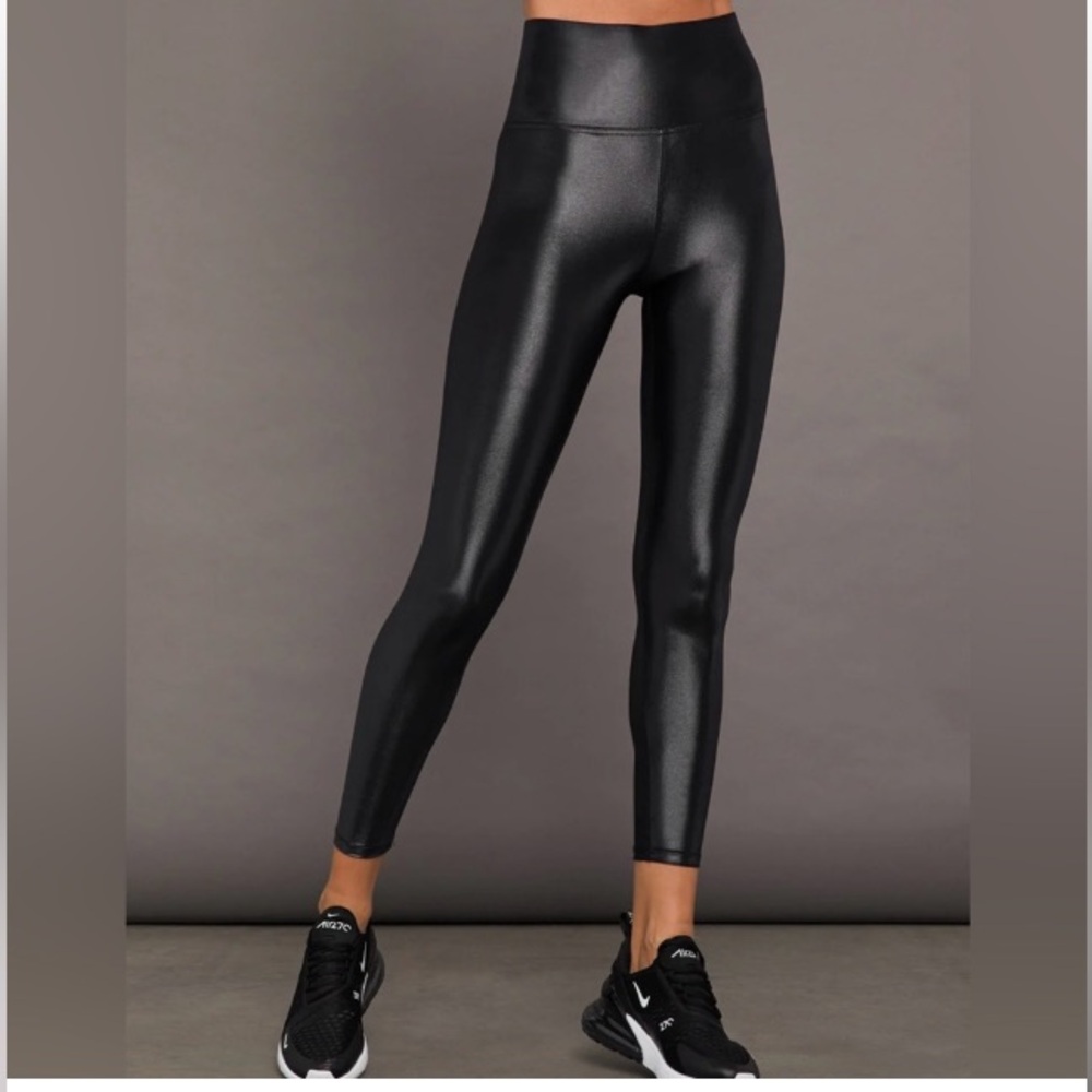 Carbon38 Black Nylon-Lycra Blend
